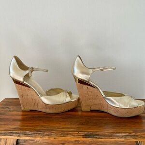 Gucci platform cork gold wedges - Size 6.5